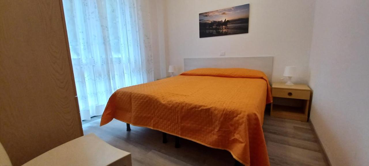 Casa Bivi - Apartments With 1 And 2 Bedrooms - Click Here For More Availabilities Λινιάνο Σαμπιαντόρο Εξωτερικό φωτογραφία