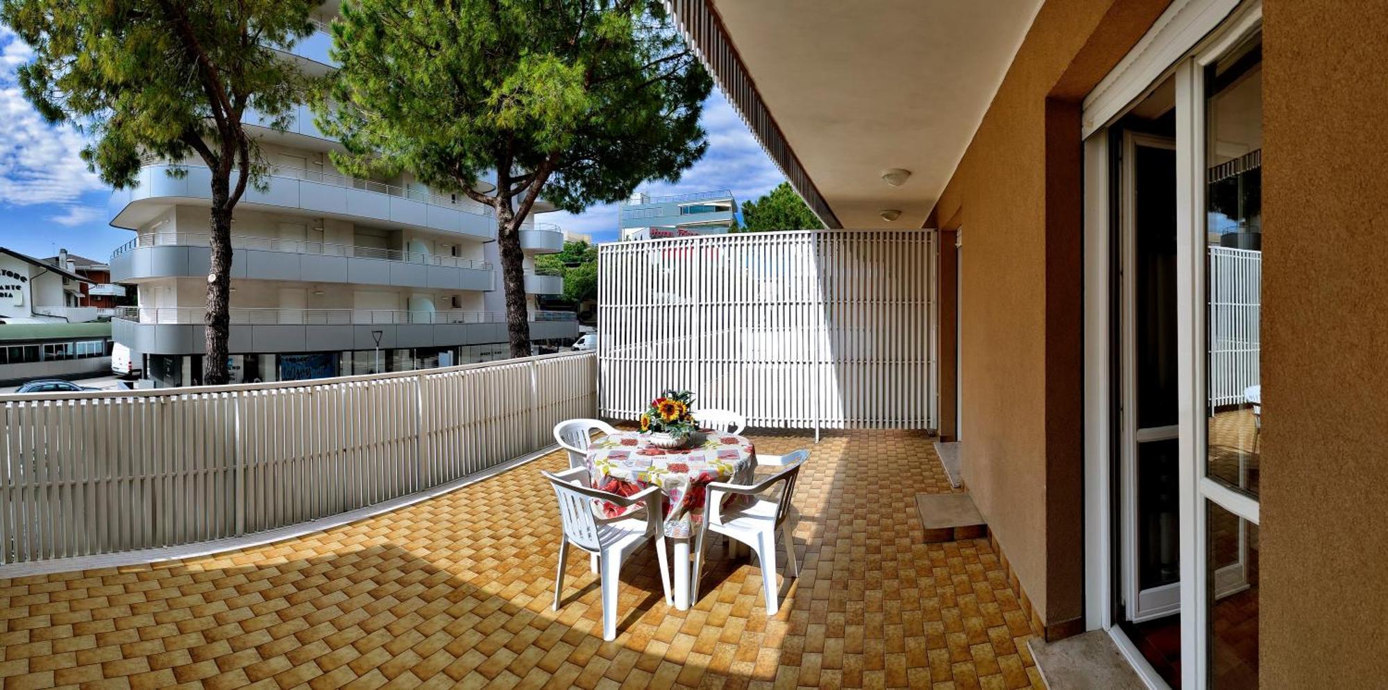 Casa Bivi - Apartments With 1 And 2 Bedrooms - Click Here For More Availabilities Λινιάνο Σαμπιαντόρο Εξωτερικό φωτογραφία