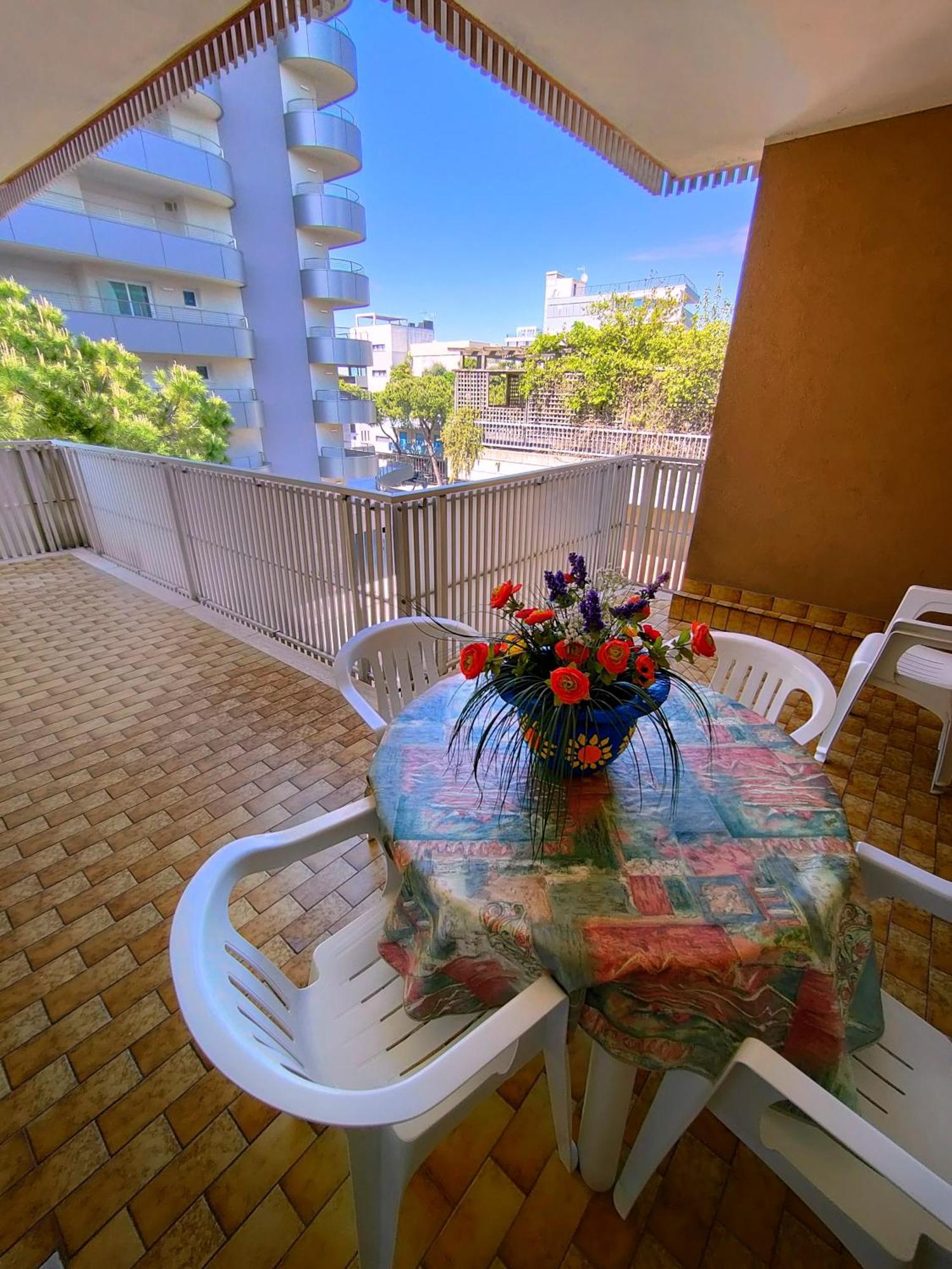 Casa Bivi - Apartments With 1 And 2 Bedrooms - Click Here For More Availabilities Λινιάνο Σαμπιαντόρο Εξωτερικό φωτογραφία
