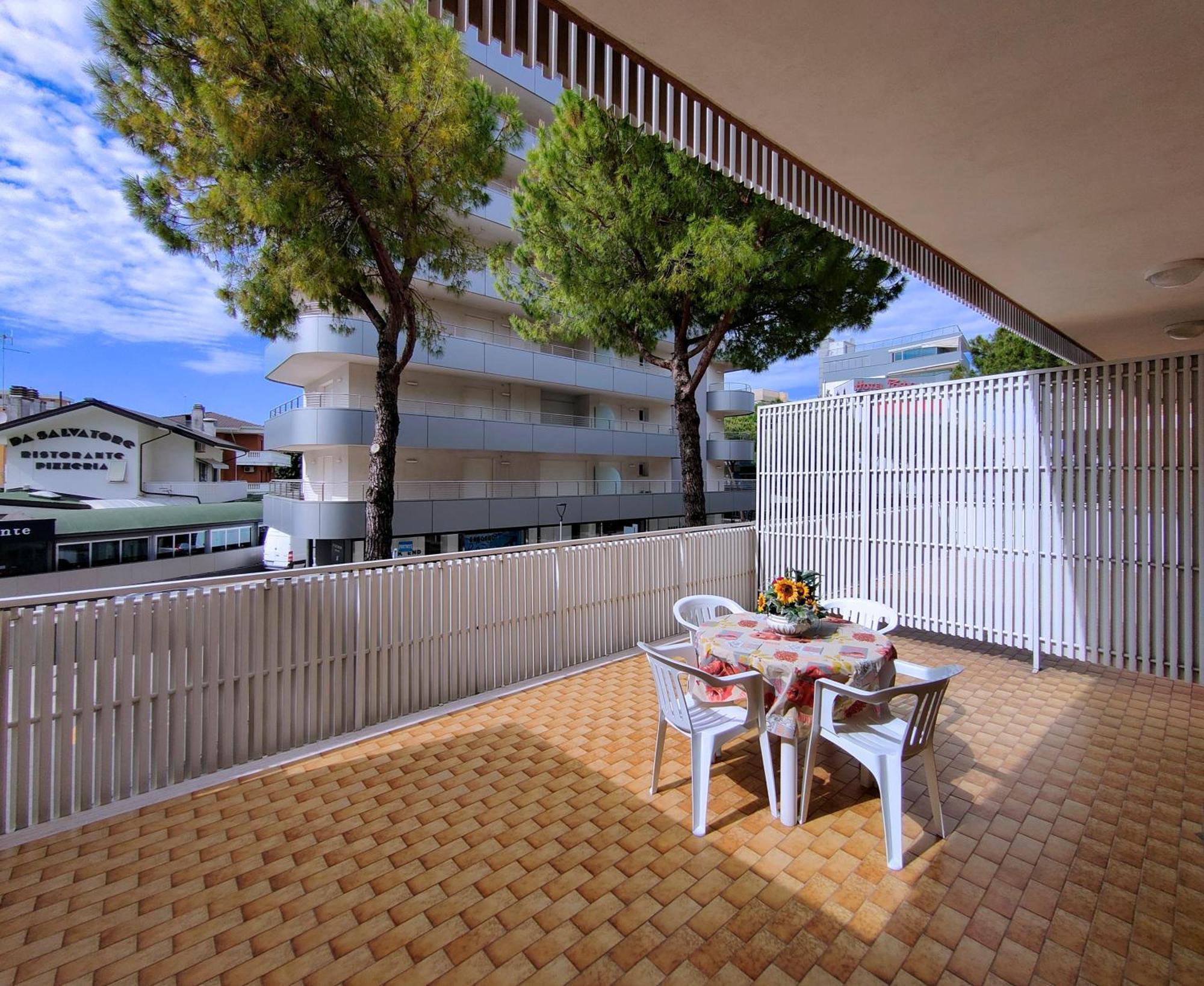 Casa Bivi - Apartments With 1 And 2 Bedrooms - Click Here For More Availabilities Λινιάνο Σαμπιαντόρο Εξωτερικό φωτογραφία
